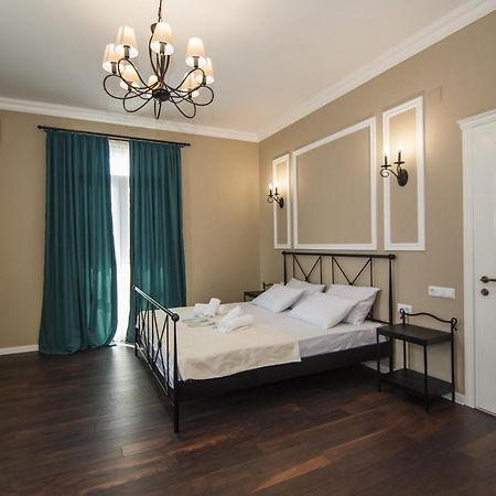 #Home-11 Batumi Esterno foto