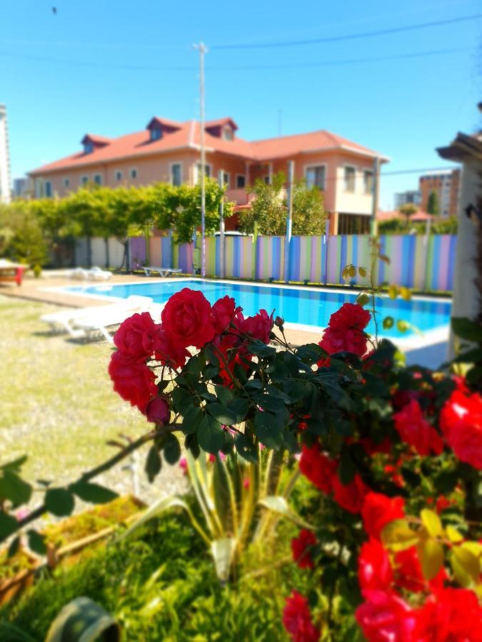 #Home-11 Batumi Esterno foto