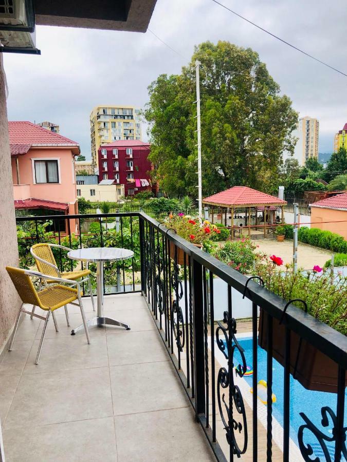 #Home-11 Batumi Esterno foto