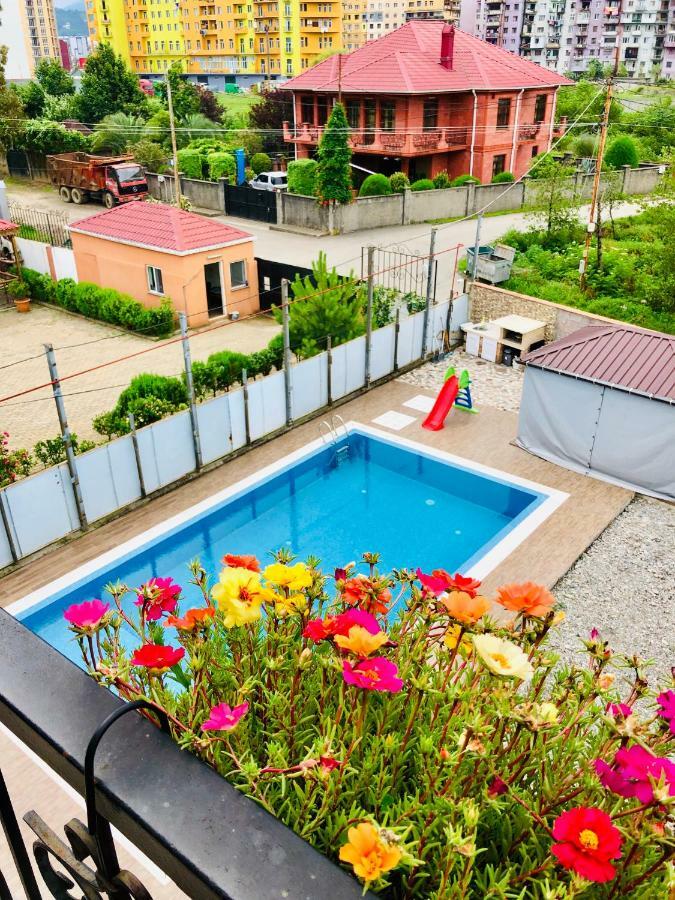 #Home-11 Batumi Esterno foto
