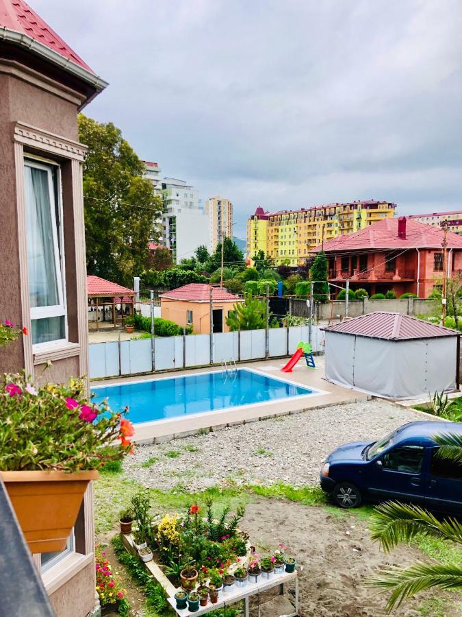 #Home-11 Batumi Esterno foto