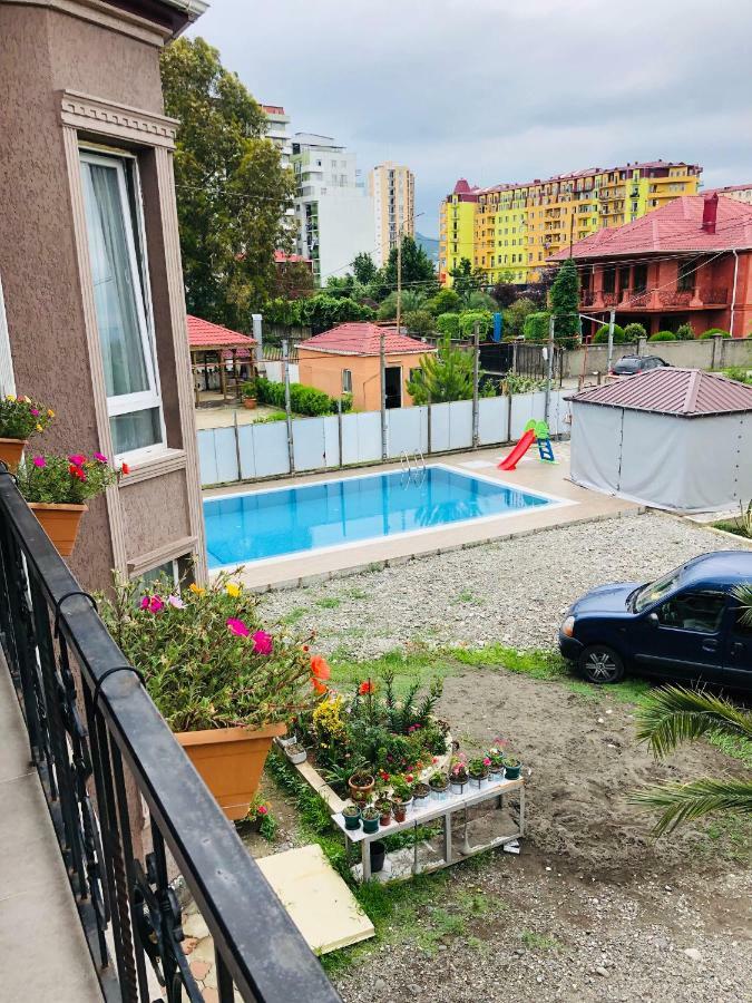 #Home-11 Batumi Esterno foto